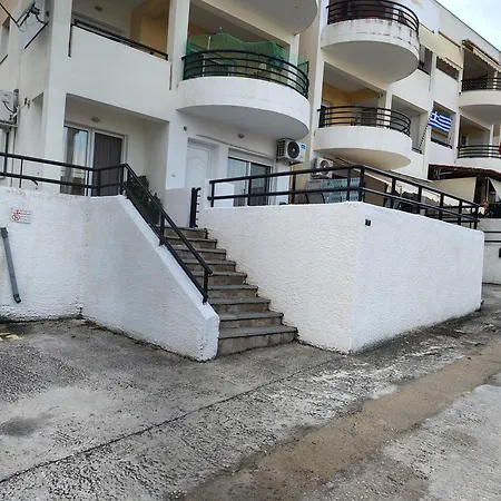 Anemi House 公寓 *